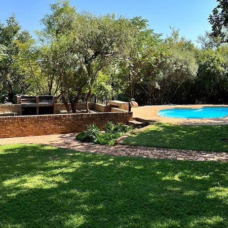 Featherwood Farm & Nyala Lodge Rayton Exteriér fotografie